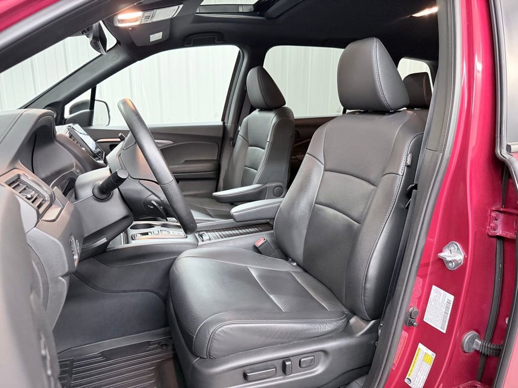 Used 2023 Honda Passport EX-L image 13