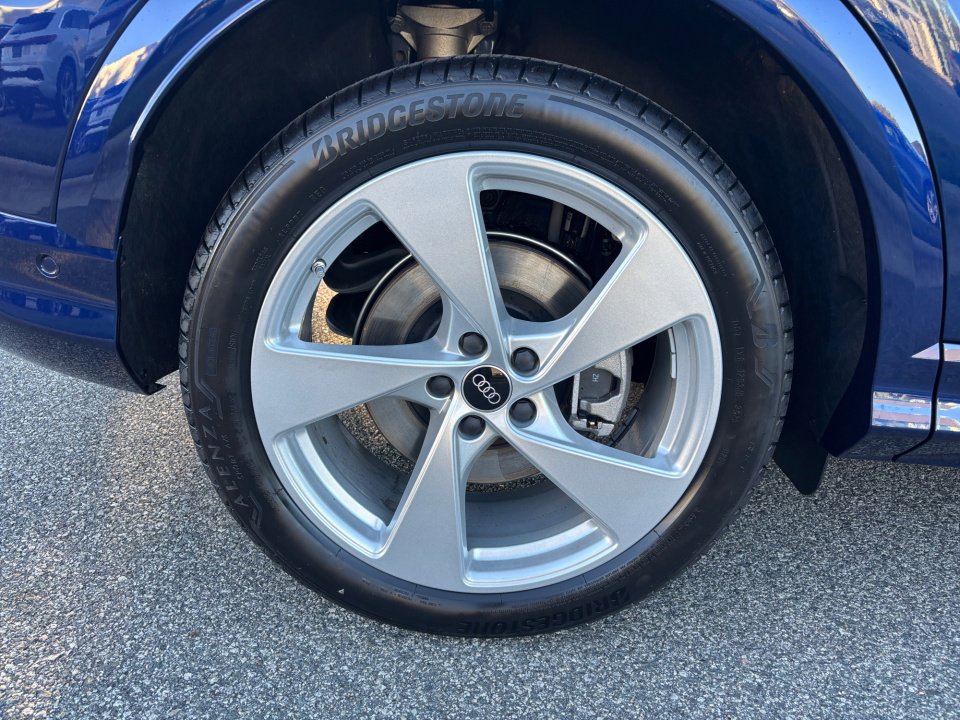 New 2025 Audi Q5 Prestige image 23