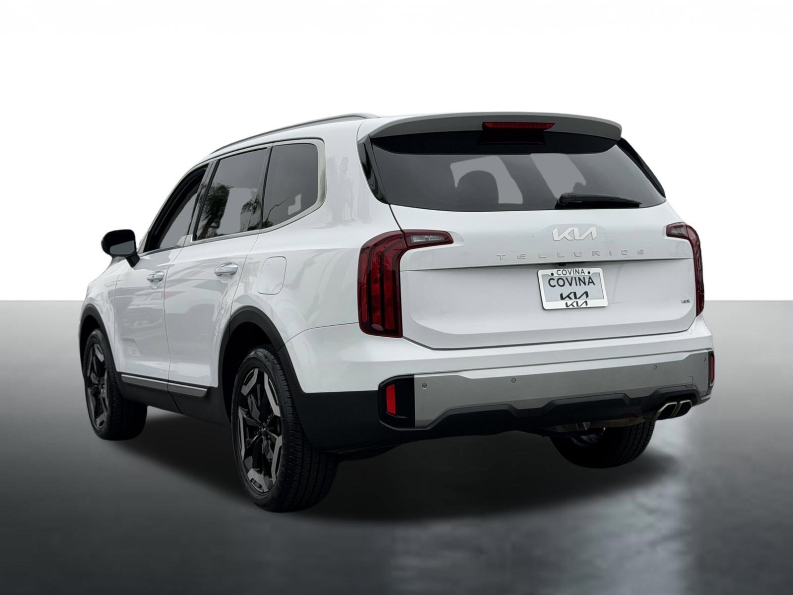 Used 2023 Kia Telluride S AWD/4WD image 6