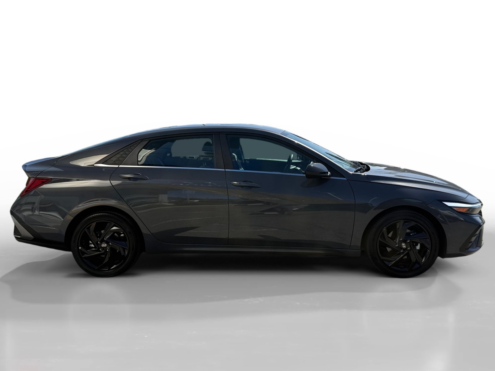 Certified 2026 Hyundai Elantra SEL Sport Premium FWD image 6