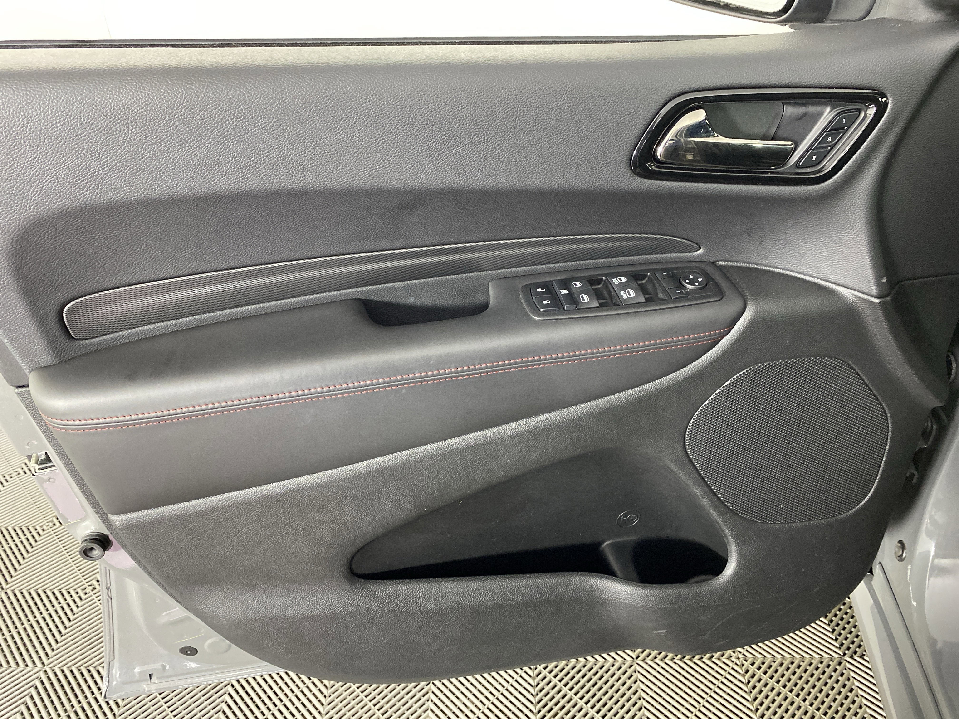 Used 2023 Dodge Durango R/T image 15