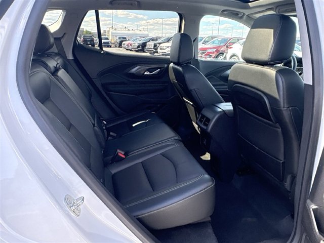 Certified 2023 GMC Terrain SLT w/ Elevation Edition FWD image 26