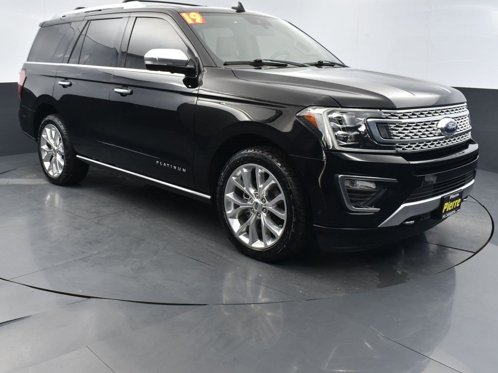 Used 2019 Ford Expedition Platinum image 3