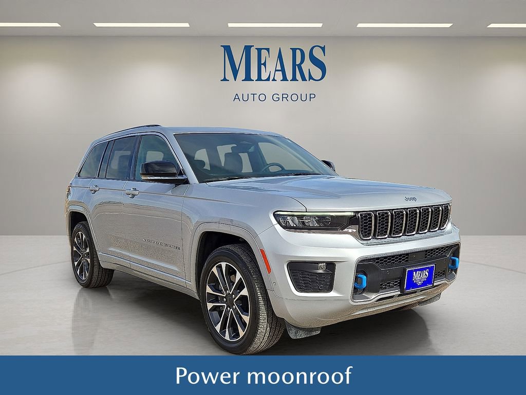 Used 2023 Jeep Grand Cherokee Overland w/ Luxury Tech Group IV image 8