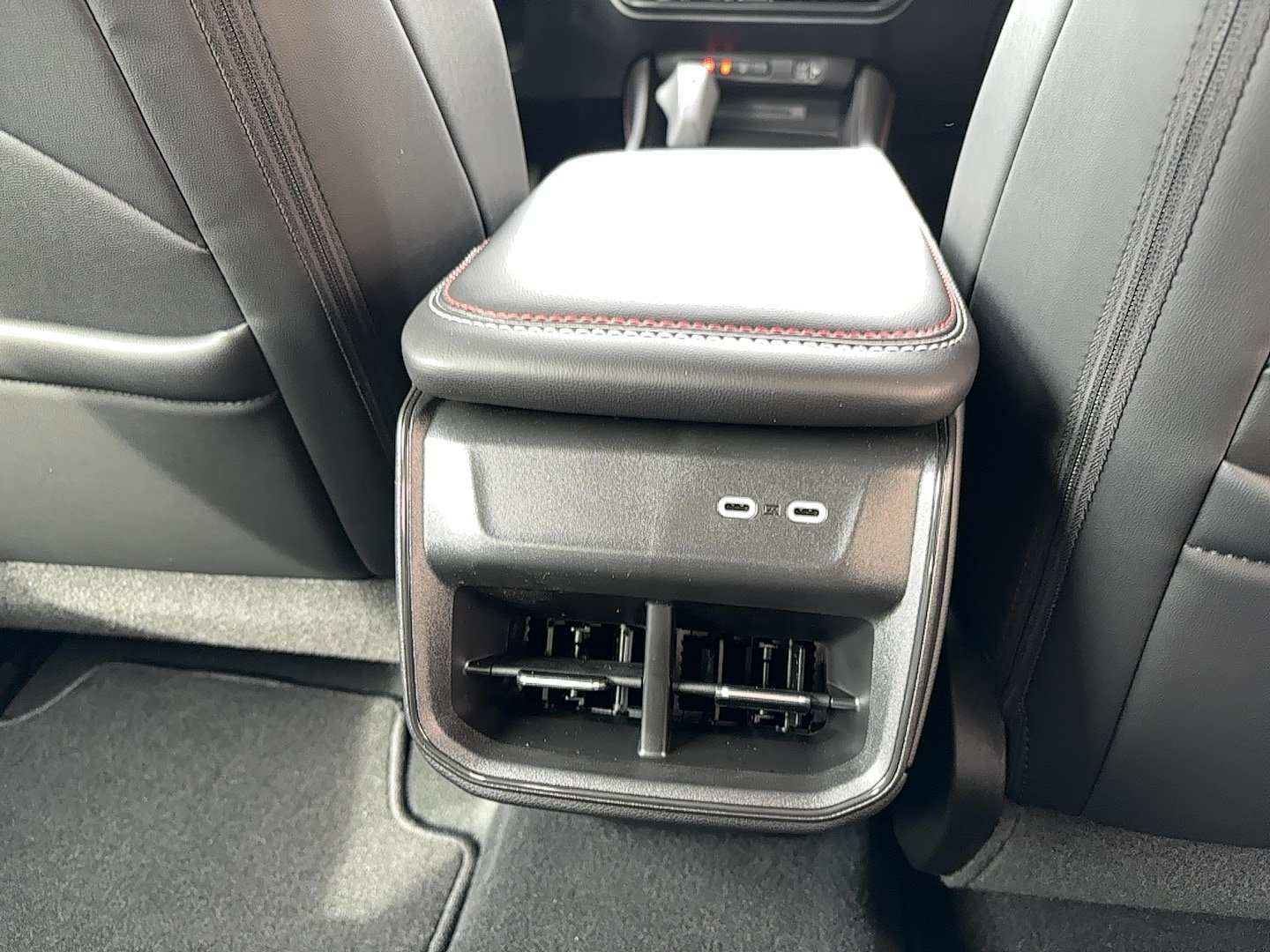 New 2026 Dodge Charger R/T w/ Driver Convenience Group AWD/4WD image 11
