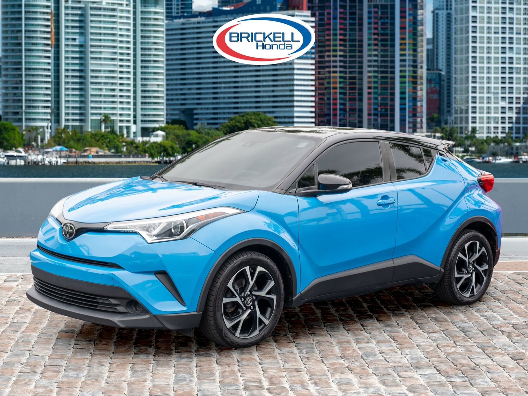 Used 2019 Toyota C-HR XLE image 1