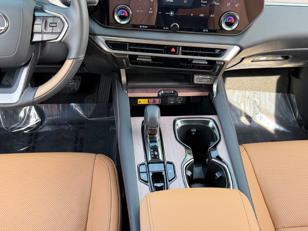 Certified 2025 Lexus RX 350h AWD/4WD image 14