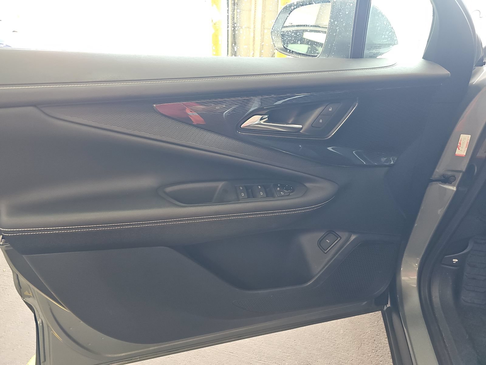 Used 2024 Chevrolet Blazer EV LT AWD/4WD image 12