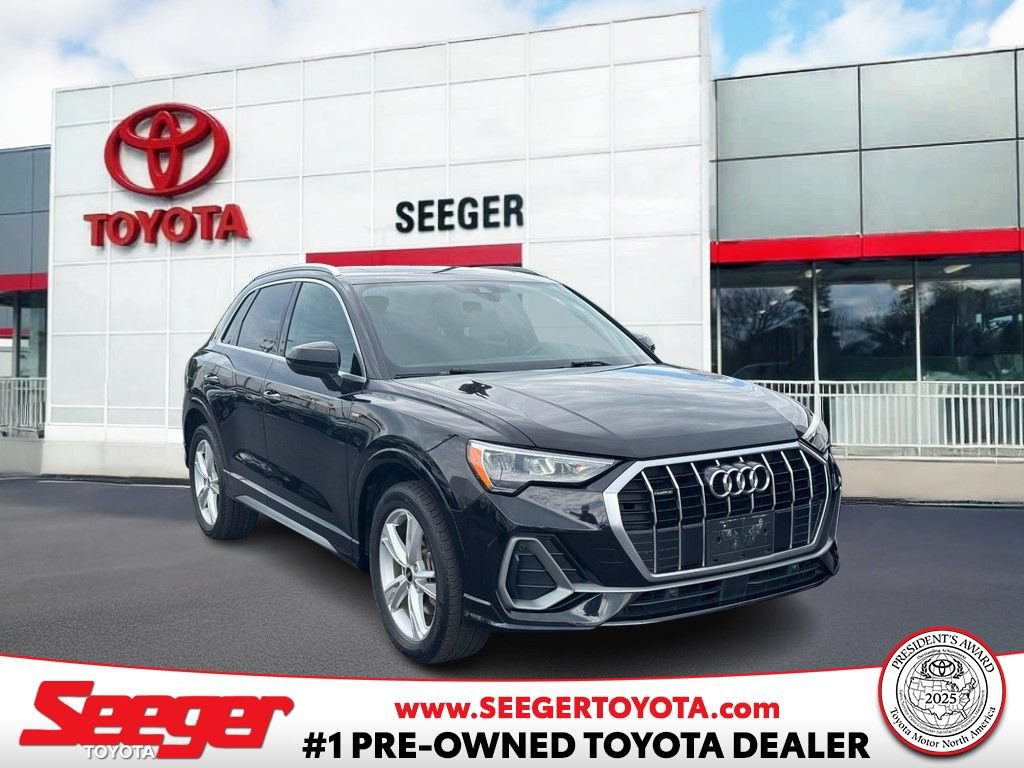 Used 2021 Audi Q3 2.0T Premium AWD/4WD image 1