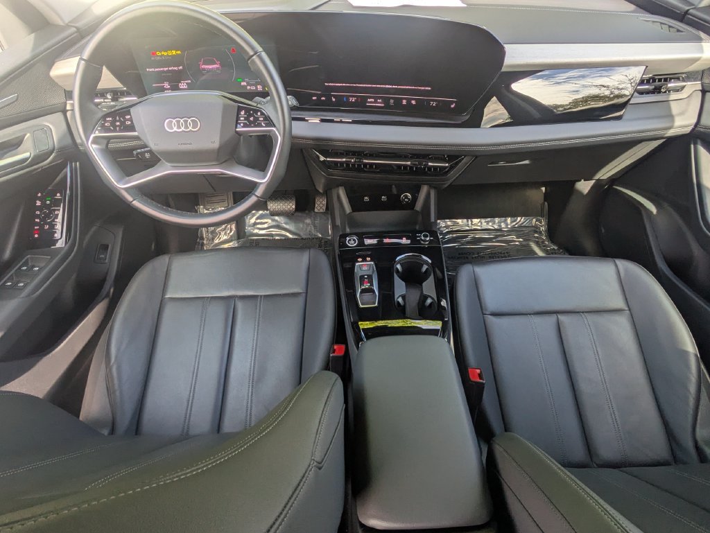 Used 2025 Audi Q6 e-tron Premium Plus w/ Premium Plus AWD/4WD image 22