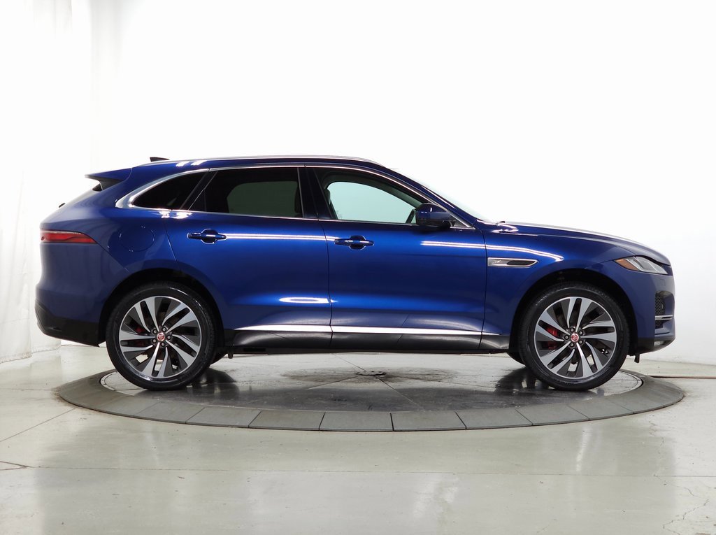 Used 2022 Jaguar F-PACE S image 10