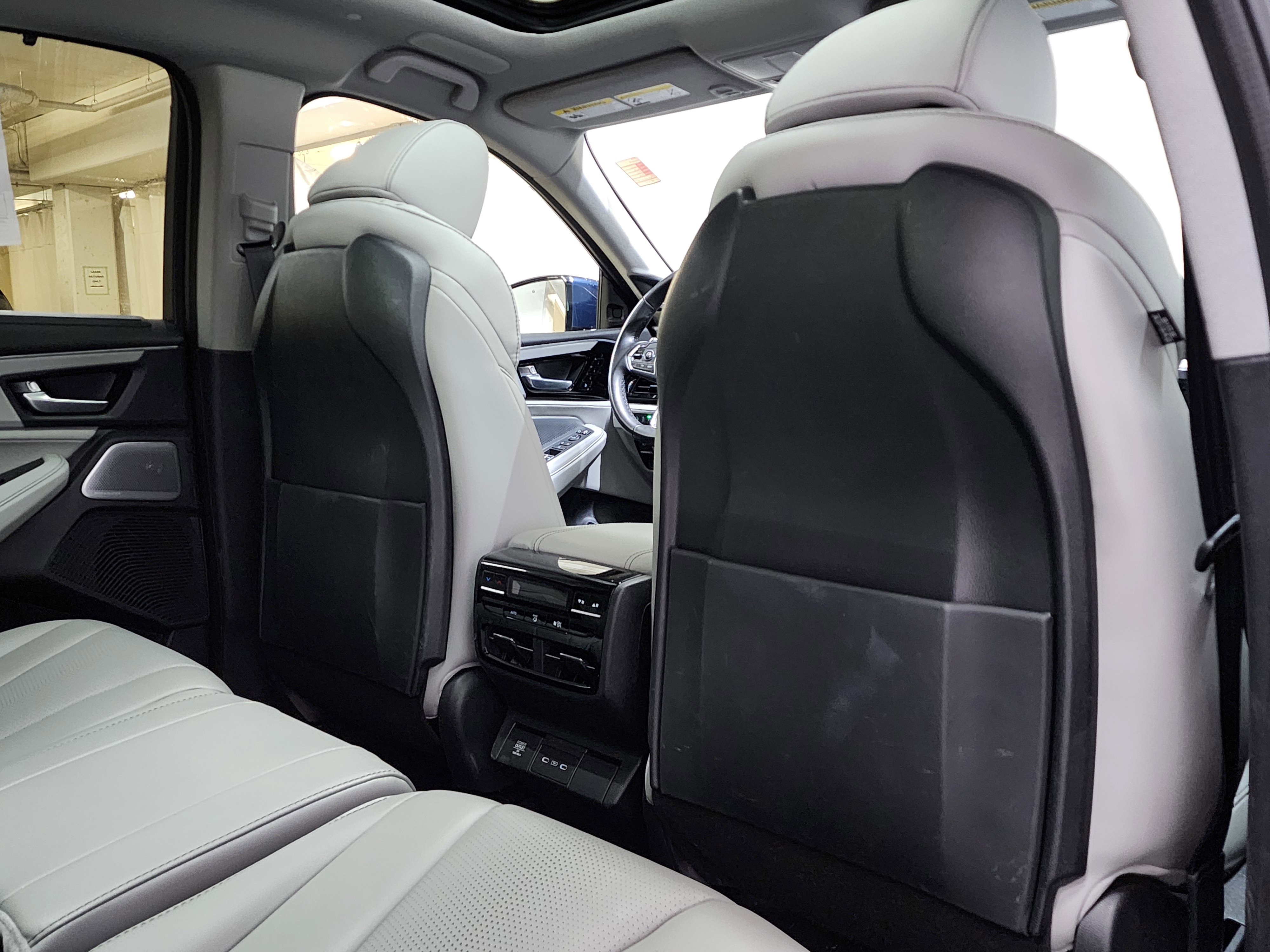 Certified 2025 Acura MDX SH-AWD w/ Technology Package image 19