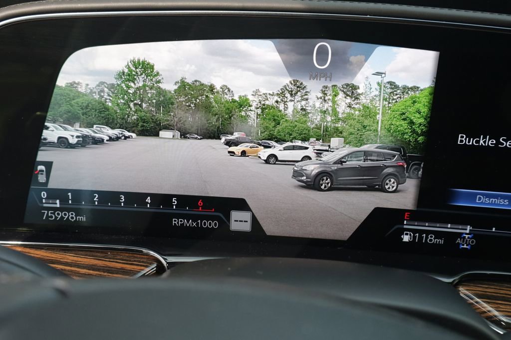 Used 2021 Cadillac Escalade Premium Luxury w/ LPO, Illumination Package image 28