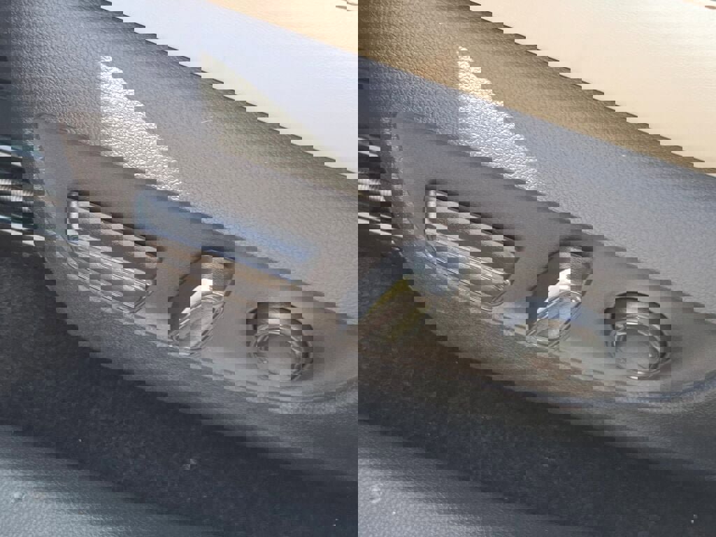 Used 2025 Toyota RAV4 Limited w/ Advanced Technology Package image 23