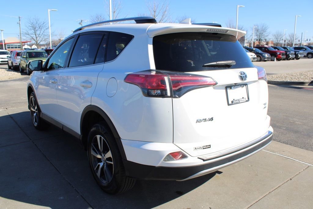 Used 2018 Toyota RAV4 XLE w/ Plus Extra Value Package image 5