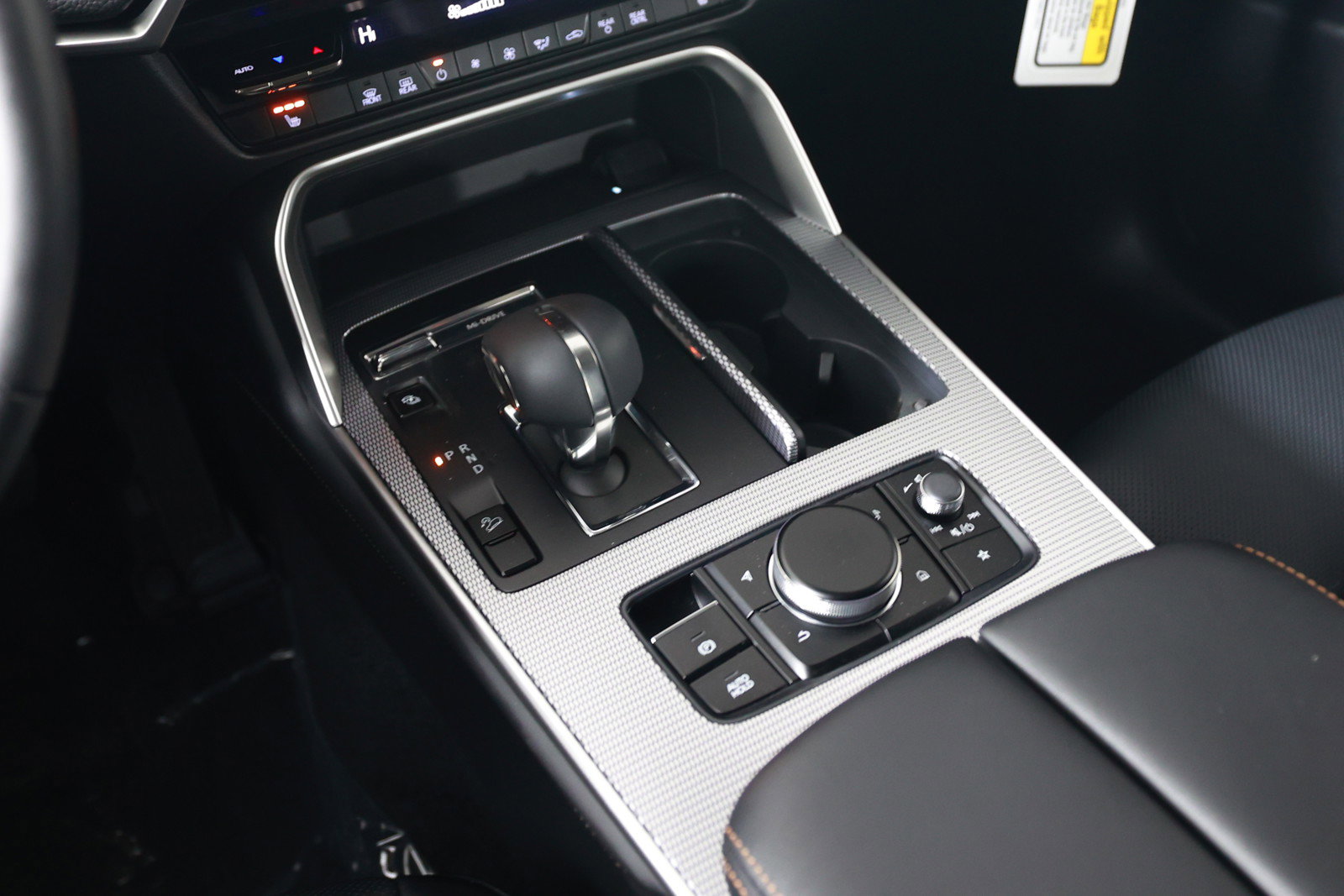 Certified 2024 MAZDA CX-90 Plug-In Hybrid w/ Premium Pkg image 23