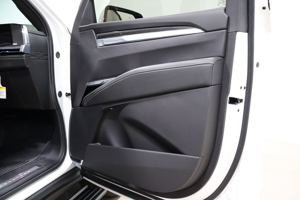 Used 2025 Cadillac Escalade V w/ LPO, Floor Liner Package image 36
