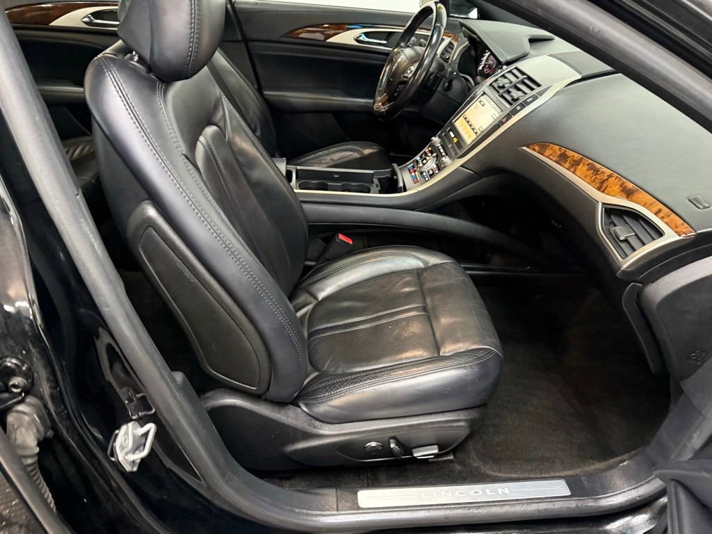 Used 2017 Lincoln MKZ Reserve w/ Climate Package image 44