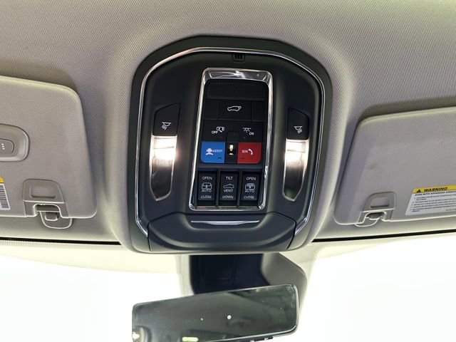 Used 2023 Jeep Grand Cherokee 4WD 4xe w/ Luxury Tech Group II image 23