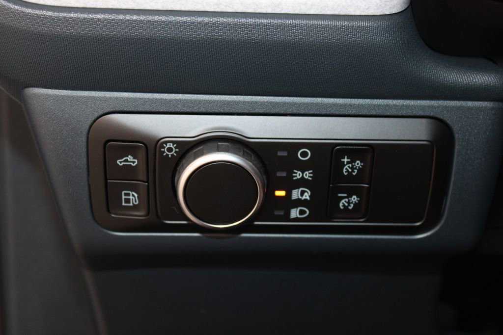 New 2025 Ford Maverick XLT w/ XLT Luxury Package image 39