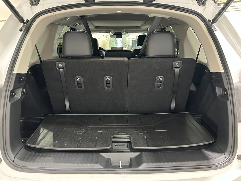 Used 2025 Honda Pilot Elite image 29