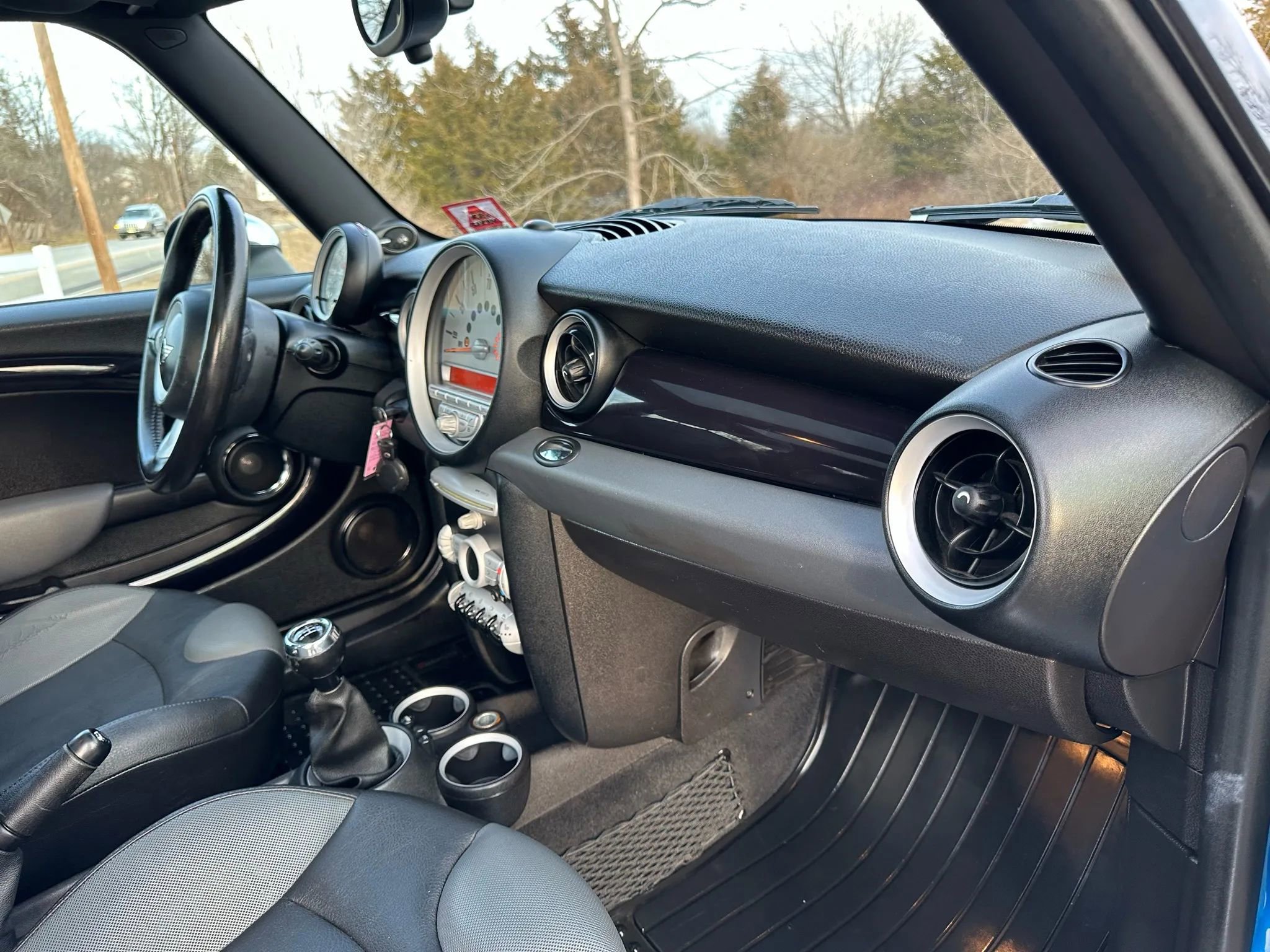 Used 2010 MINI Cooper Clubman S image 12