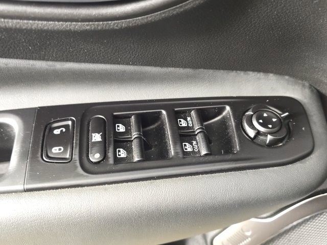 Used 2022 Jeep Renegade Latitude w/ Convenience Group image 21