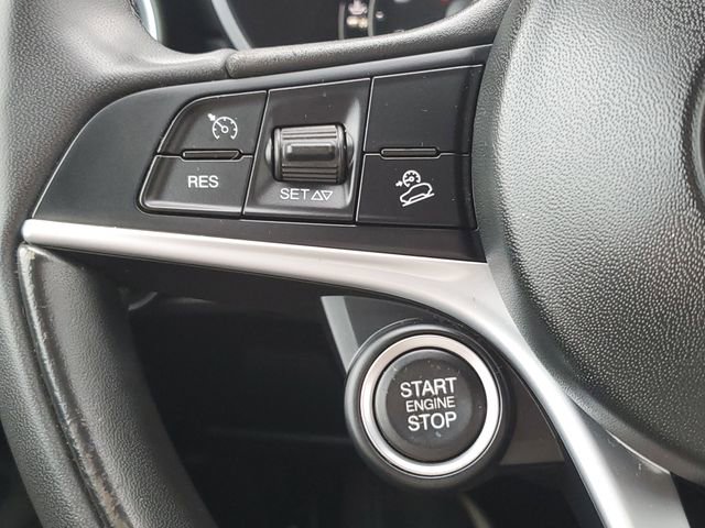 Used 2019 Alfa Romeo Stelvio w/ Nero Edizione image 13