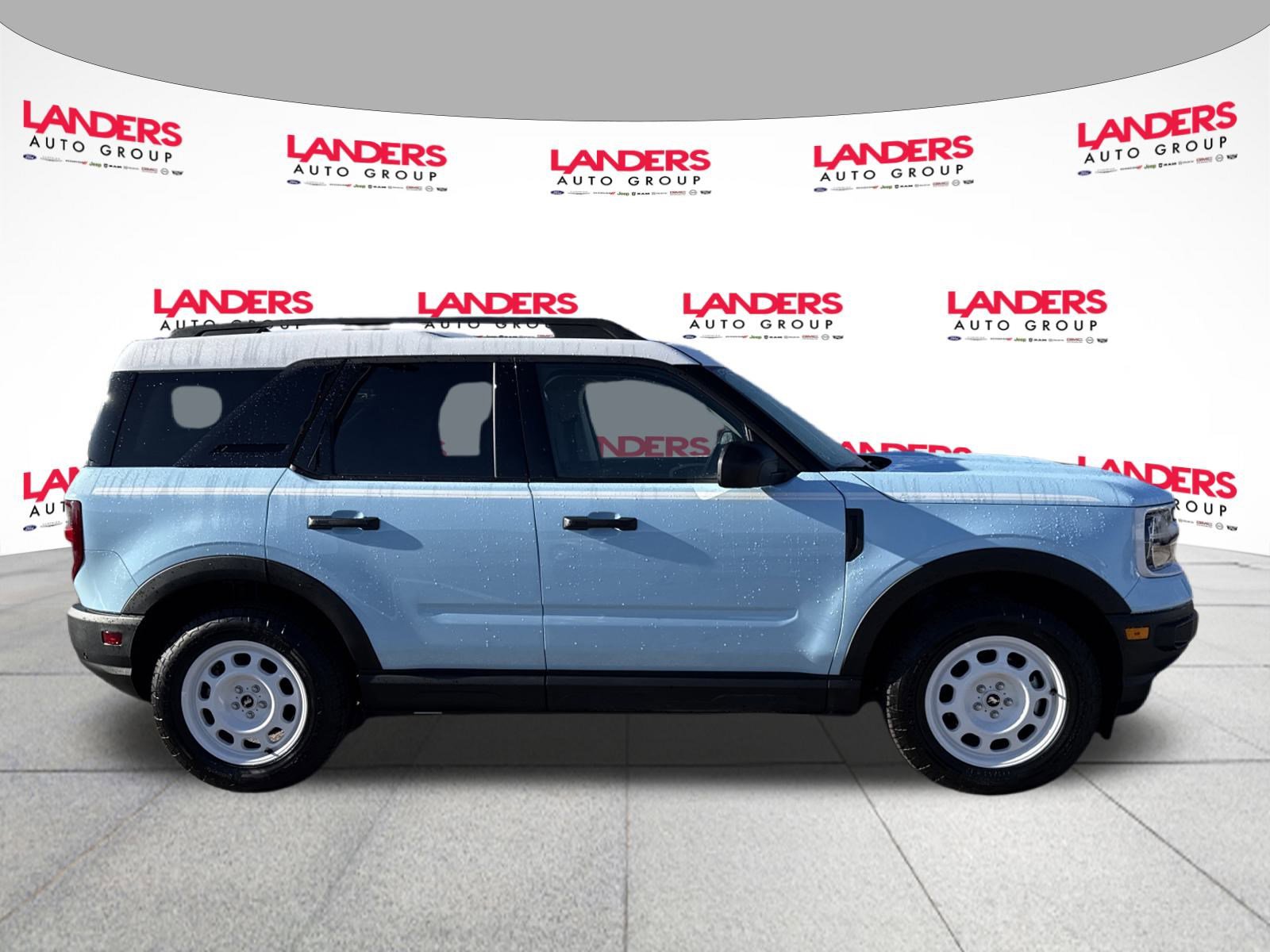 Certified 2023 Ford Bronco Sport Heritage w/ Heritage Convenience Package image 2