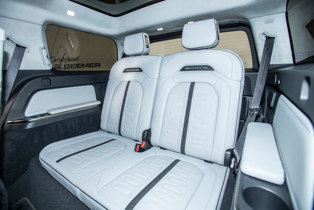 Used 2023 Rivian R1S Adventure image 19