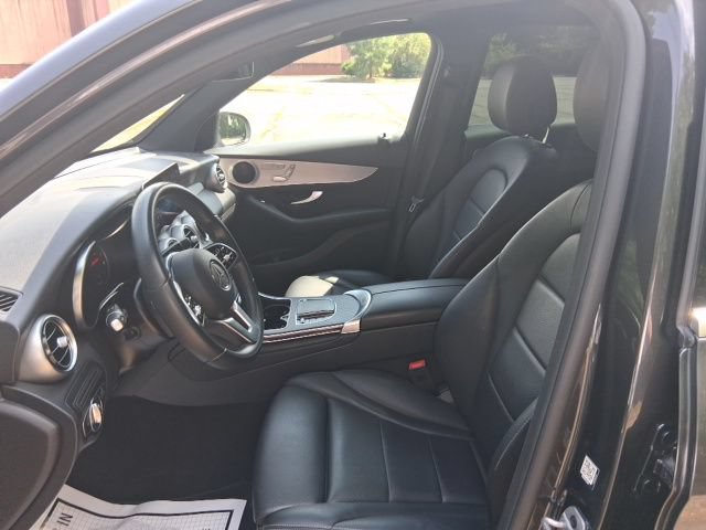 Used 2021 Mercedes-Benz GLC 300 image 13
