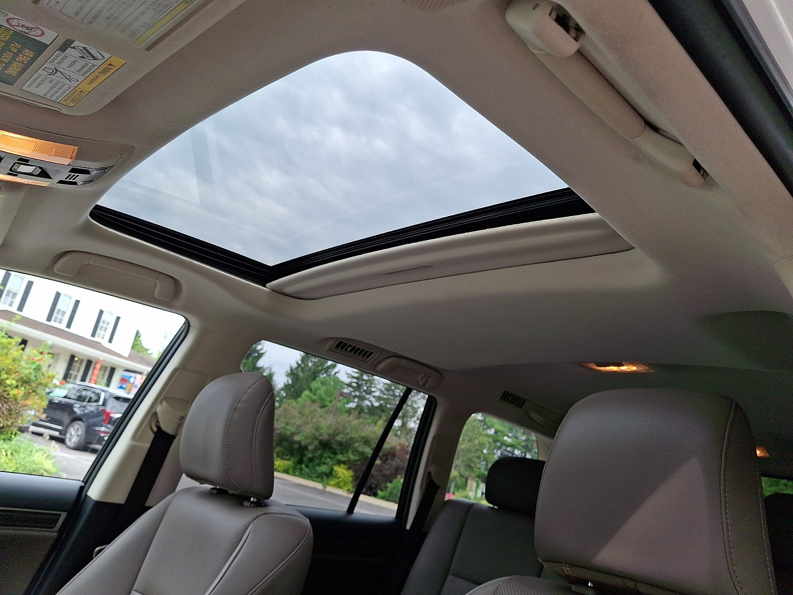 Certified 2023 Lexus GX 460 Premium w/ Premium Package AWD/4WD image 15