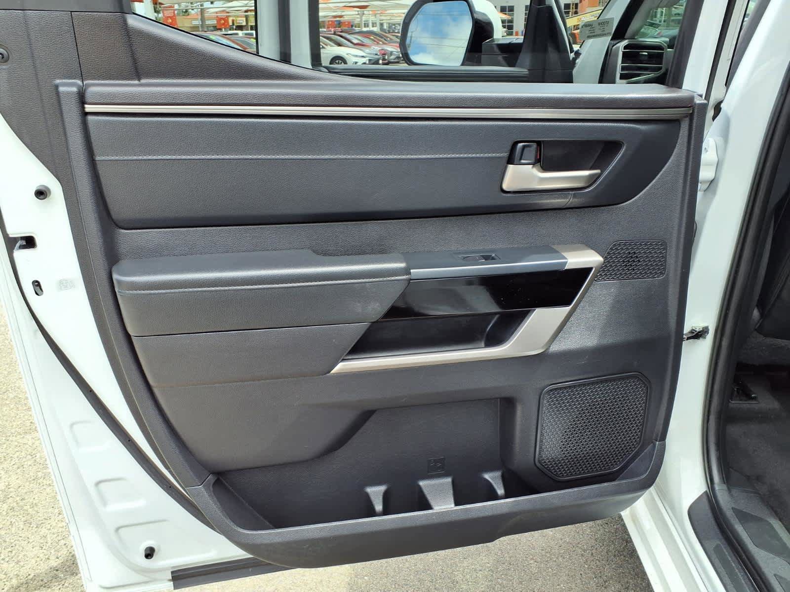 Used 2022 Toyota Tundra Limited AWD/4WD image 10