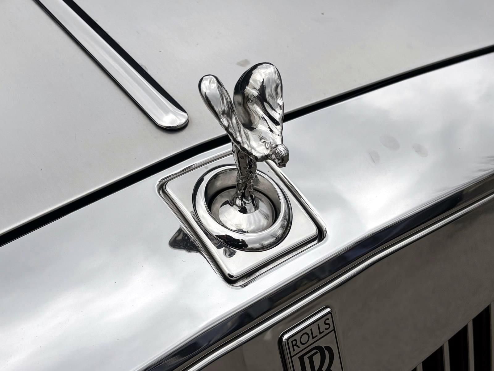 Used 2010 Rolls-Royce Phantom Drophead Coupe image 6