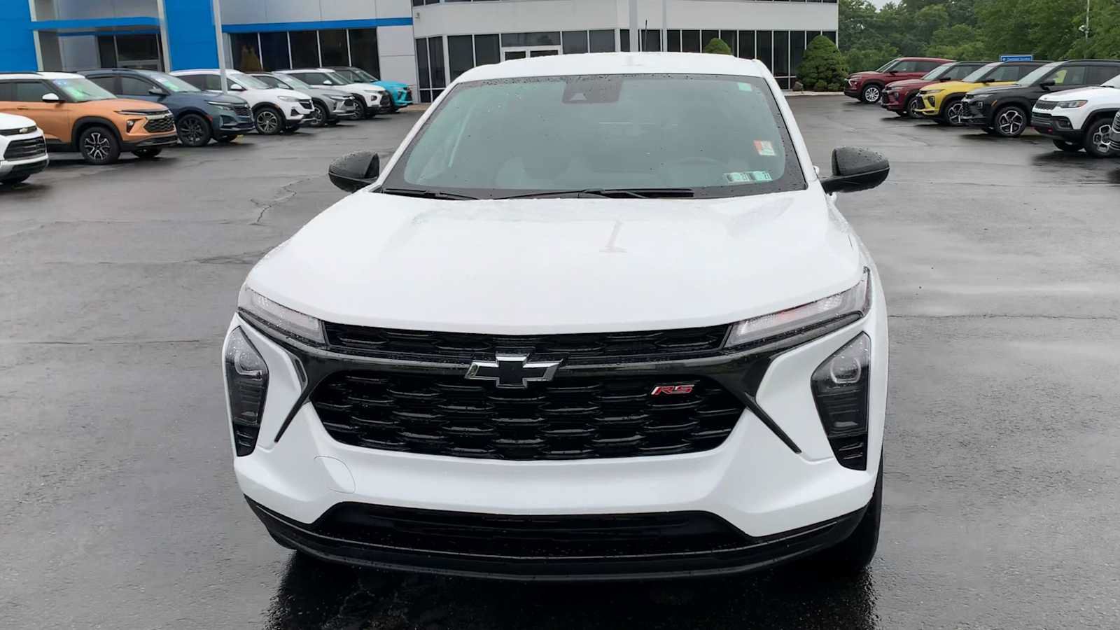 Certified 2024 Chevrolet Trax RS w/ Driver Confidence Package FWD image 3