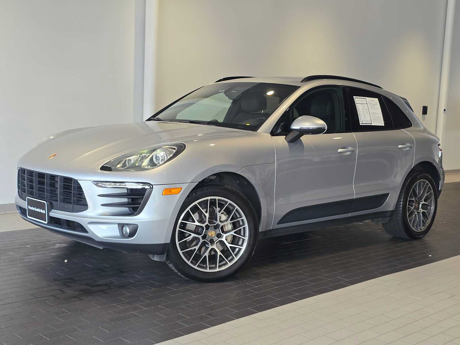 Used 2015 Porsche Macan S AWD/4WD image 1