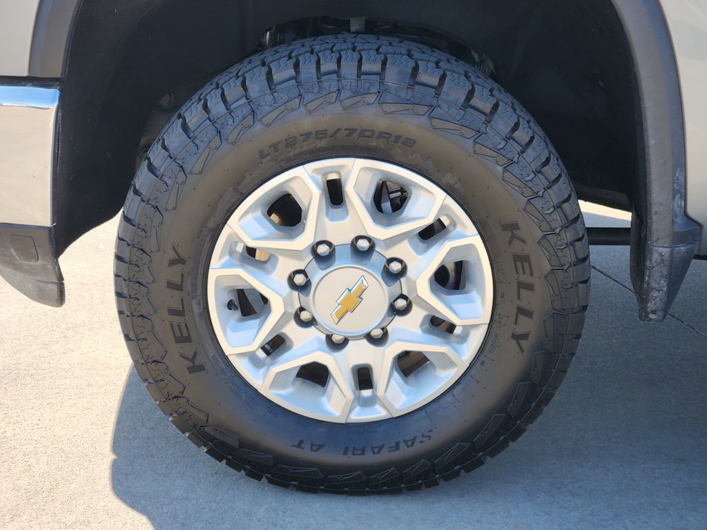 Used 2024 Chevrolet Silverado 3500 LT w/ Convenience Package image 17