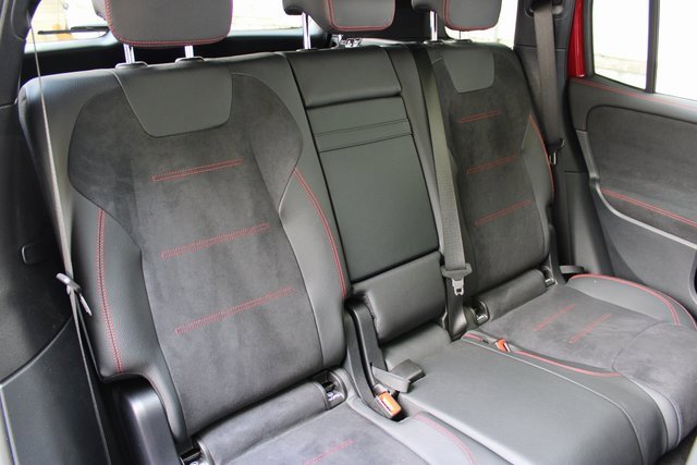 Used 2024 Mercedes-Benz GLB 250 4MATIC image 16