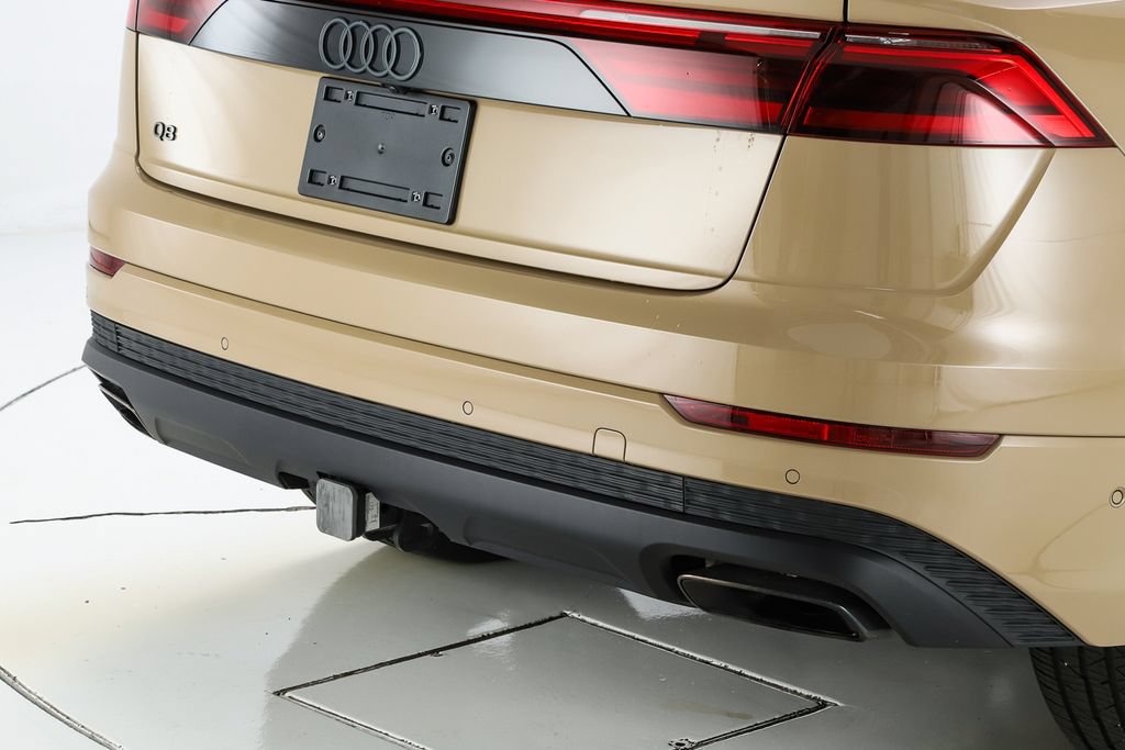 Used 2025 Audi Q8 Premium Plus AWD/4WD image 21