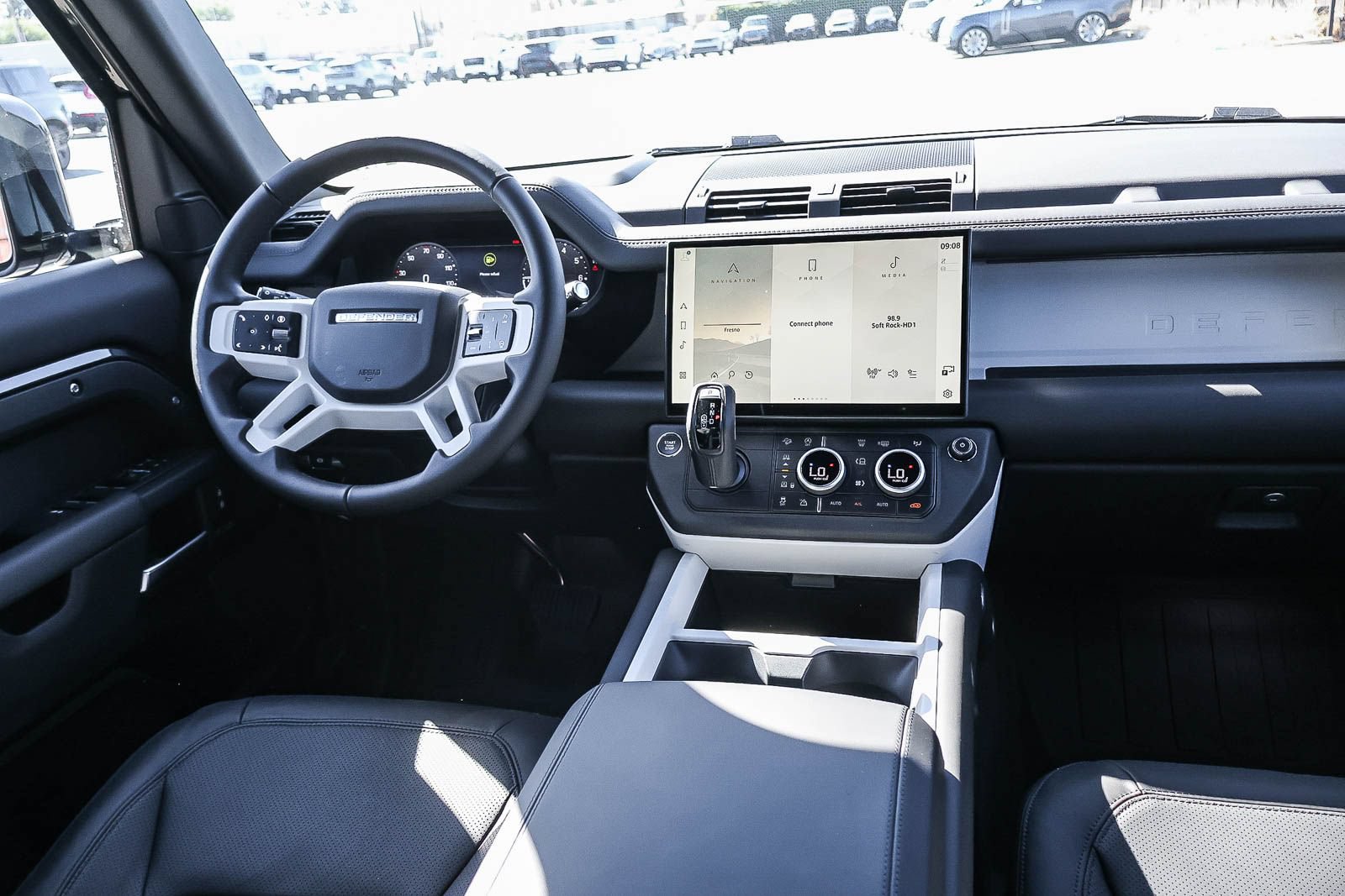 New 2026 Land Rover Defender 110 X-Dynamic SE AWD/4WD image 23
