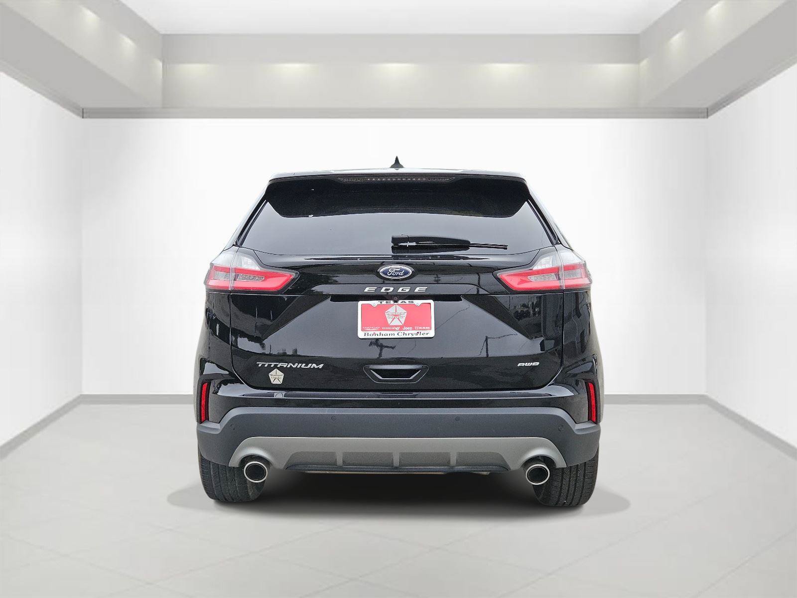 Used 2023 Ford Edge Titanium AWD/4WD image 5
