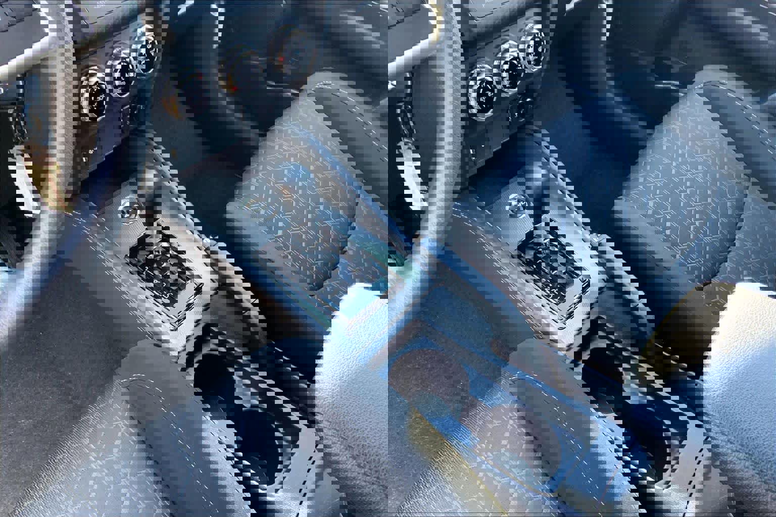 Used 2025 Mitsubishi Outlander Sport ES image 16