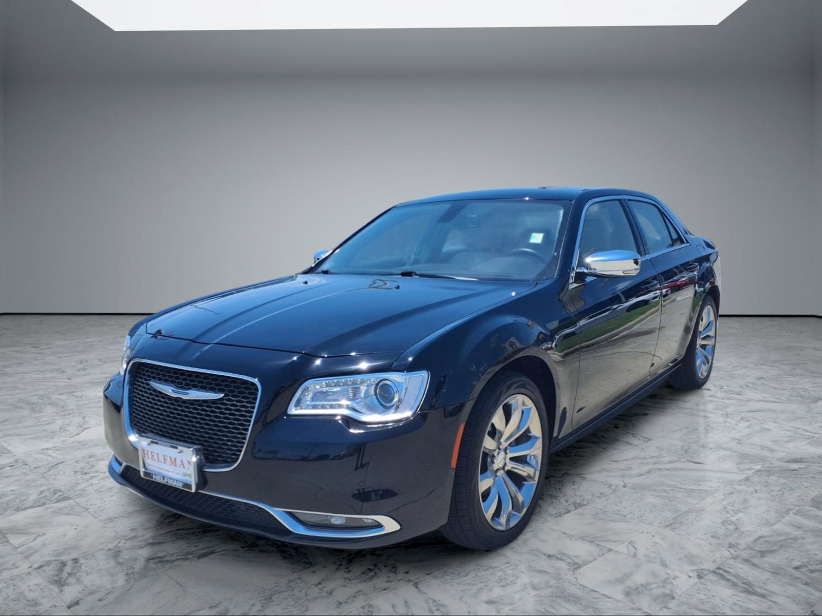 Used 2021 Chrysler 300 Touring L w/ Popular Equipment Group RWD image 3