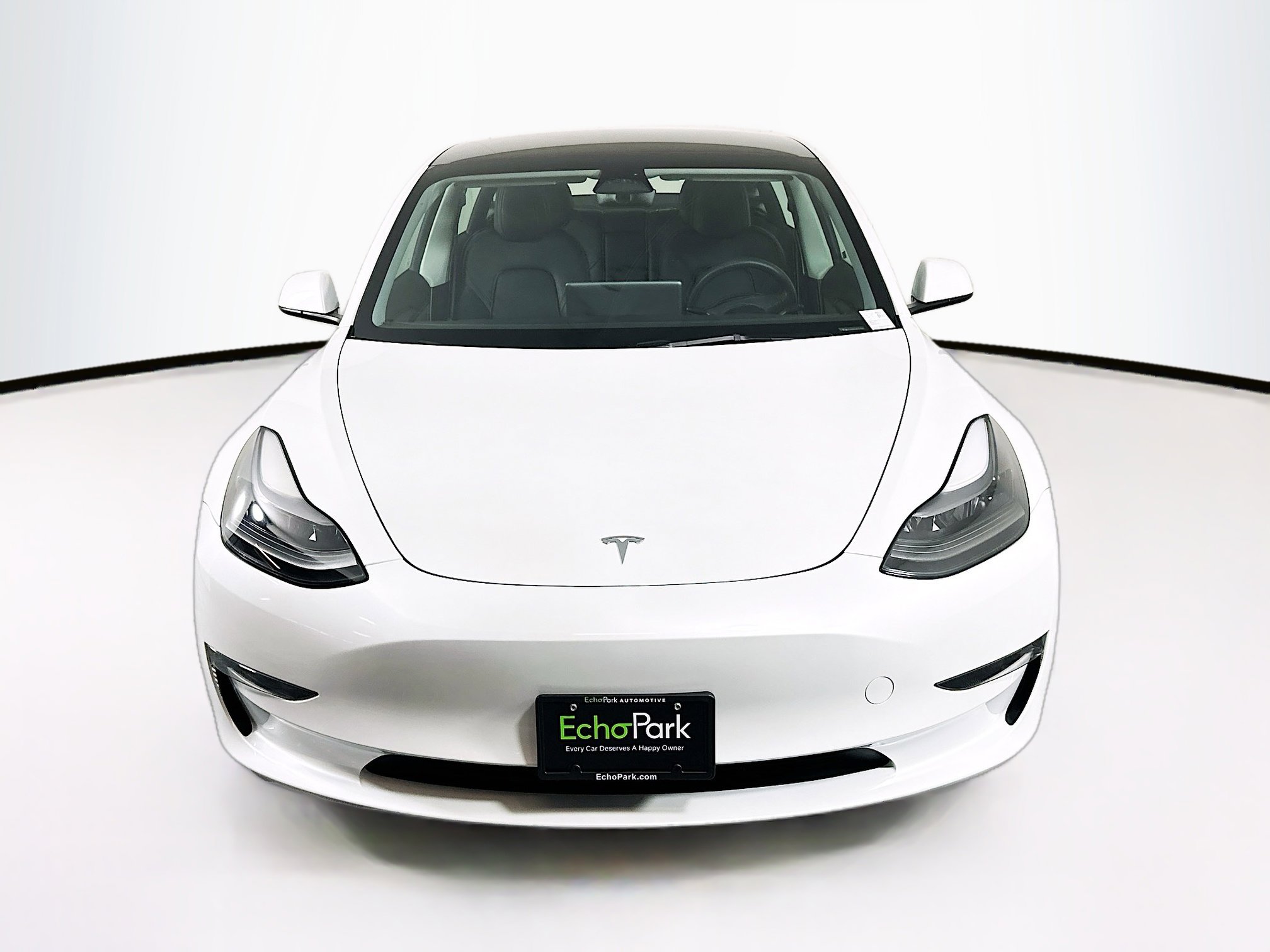 Used 2023 Tesla Model 3 Standard Range image 2