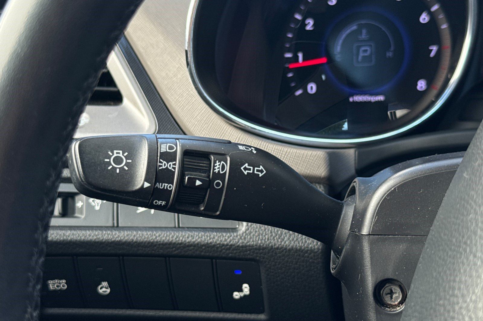 Used 2014 Hyundai Santa Fe Sport w/ Technology Package 14 FWD image 34