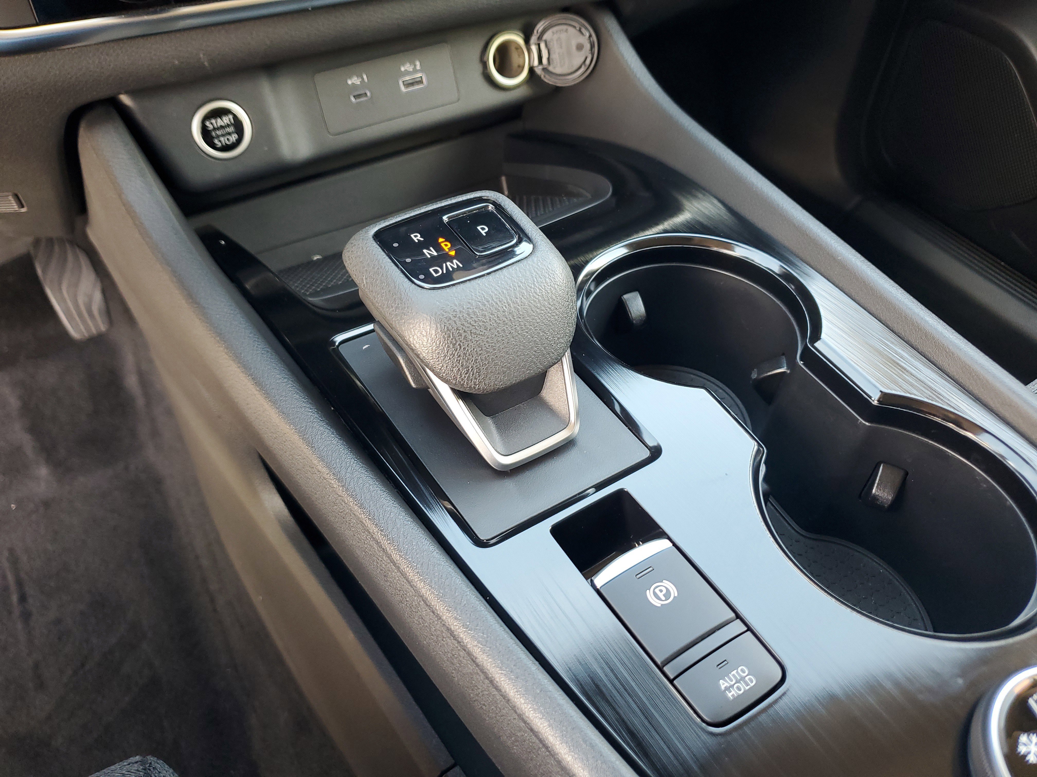 Used 2023 Nissan Rogue SV image 25