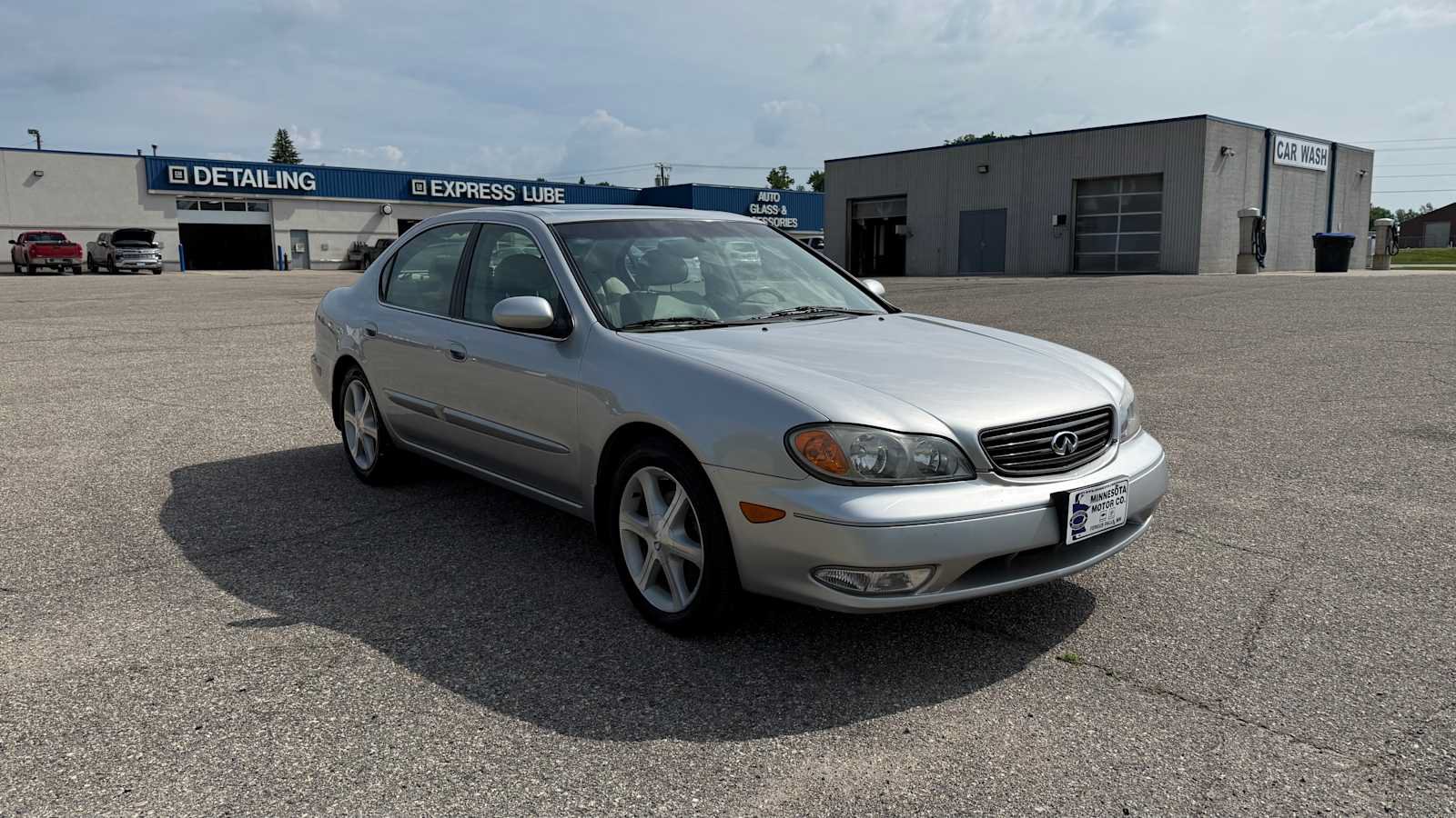 Used 2003 INFINITI I35 w/ Sunroof & Sunshade Pkg FWD image 2