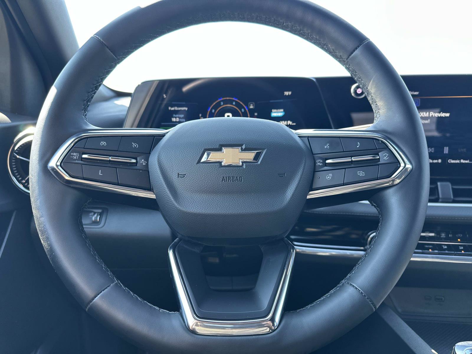 Certified 2025 Chevrolet Equinox LT FWD image 19