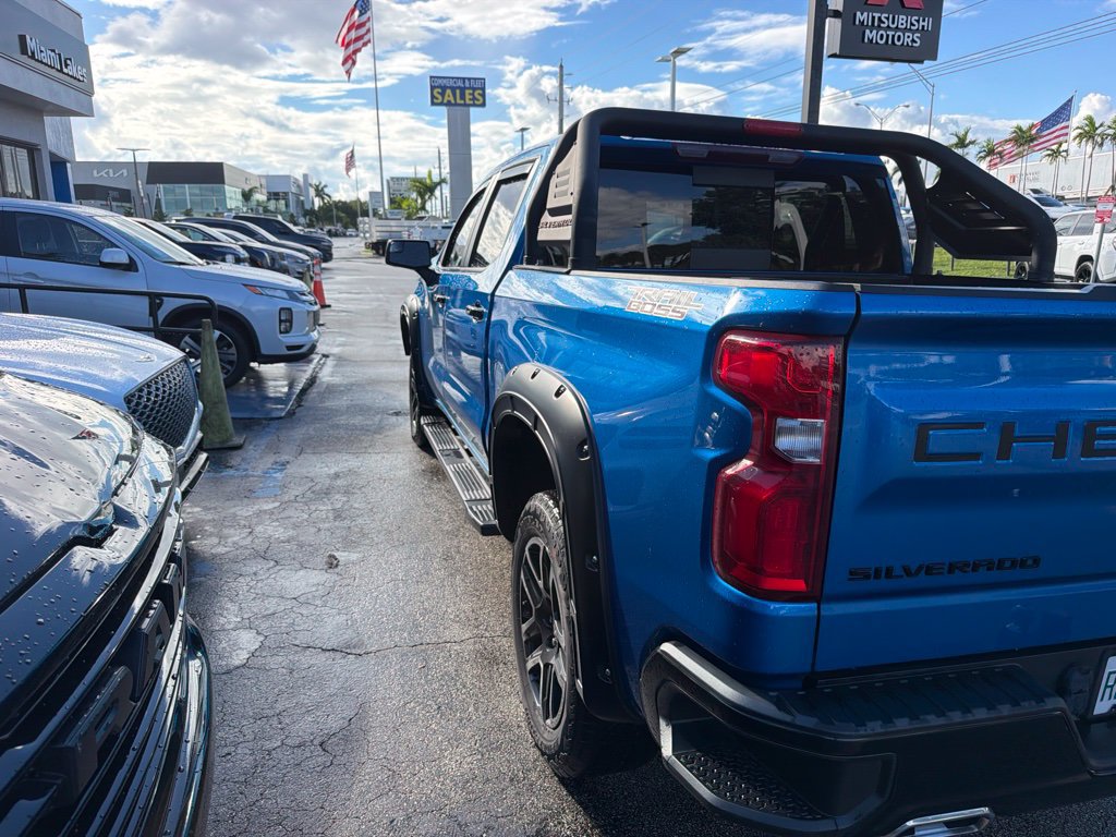 Used 2023 Chevrolet Silverado 1500 LT Trail Boss w/ Convenience Package II AWD/4WD image 11