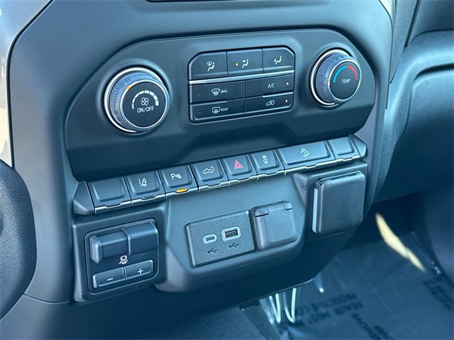 Used 2024 Chevrolet Silverado 2500 Custom w/ Custom Value Package image 29